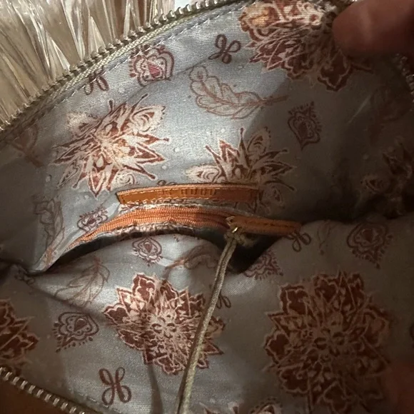 🌺 HOBO Crossbody bag, Wristlet Wallet 💕 - Picture 4 of 9